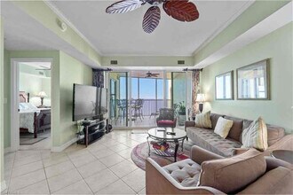 2797 First St in Ft. Myers, FL - Building Photo - Building Photo