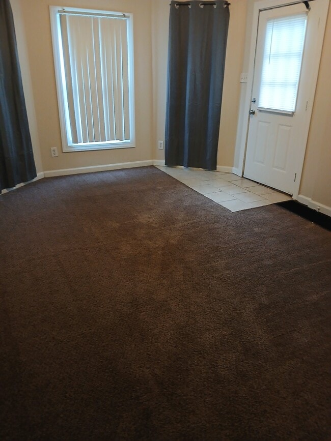 property at 705 S Poplar St