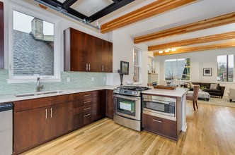 Verona in Portland, OR - Building Photo - Interior Photo