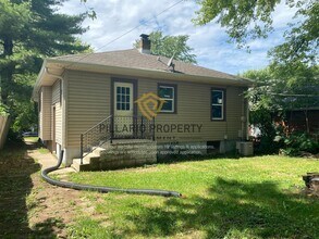 737 S Belleview Pl in Indianapolis, IN - Building Photo - Building Photo