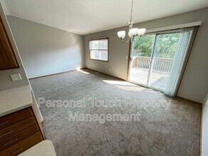 2510 Amber Valley Ct S in Fargo, ND - Building Photo - Building Photo