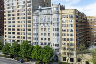 3314 N Lake Shore Dr in Chicago, IL - Building Photo