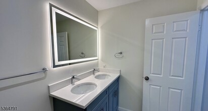 221 Myrtle Ave in Westfield, NJ - Building Photo - Building Photo