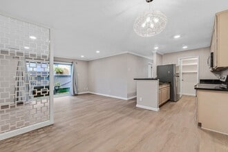 209 Boardwalk Ave in San Bruno, CA - Building Photo - Building Photo