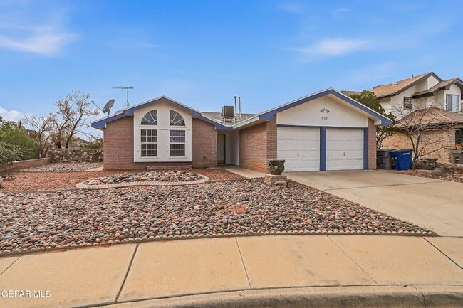 905 Mark Wallace Ln in El Paso, TX - Foto de edificio - Building Photo