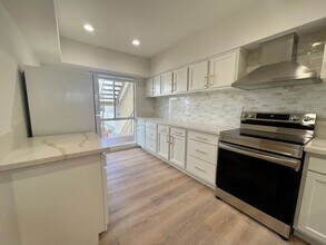 277 E Alejo Rd in Palm Springs, CA - Building Photo - Building Photo