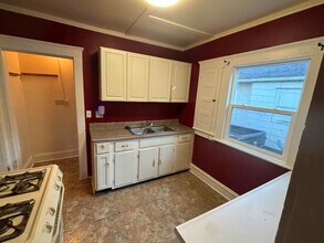1310 S Jackson St in Jackson, MI - Building Photo - Building Photo