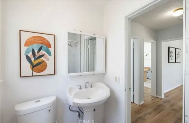 12108 Dunrobin Ave in Downey, CA - Building Photo - Building Photo