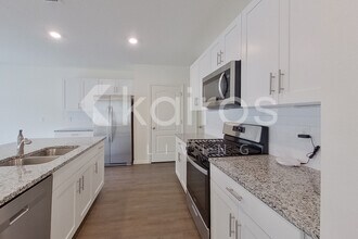 32205 Edson Ave in Leesburg, FL - Building Photo - Building Photo