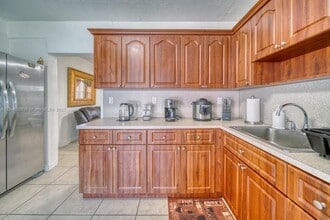 3440 NW 87th Terrace in Miami, FL - Building Photo - Building Photo