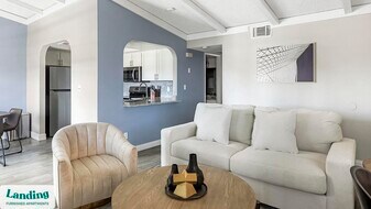 5272 Tamarus St in Las Vegas, NV - Building Photo