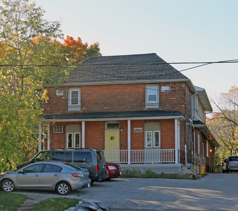 1760 King St E in Hamilton, ON - Building Photo
