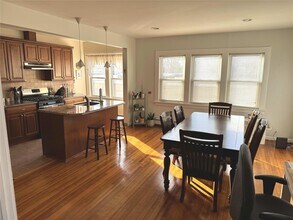 55 Glen Head Rd in Glen Head, NY - Building Photo - Building Photo