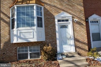 1086 Travis Ln in Gaithersburg, MD - Building Photo - Building Photo