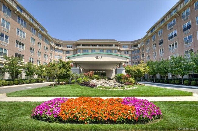 property at 300 E Overlook