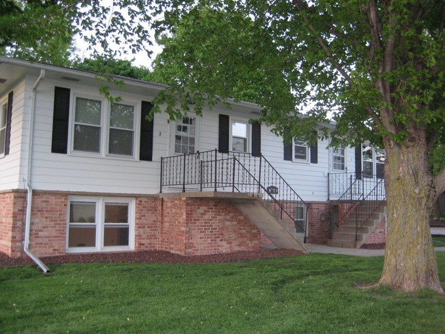 4713 Ontario St, Unit #4