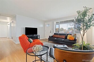 5099 S Linden Dr in Englewood, CO - Building Photo - Building Photo