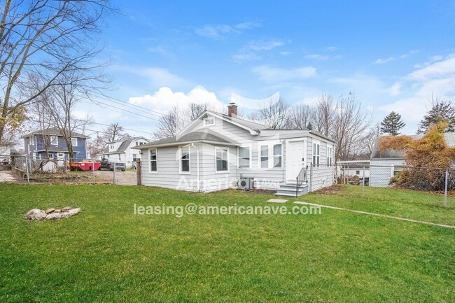 226 E Fairview Ave in South Bend, IN - Building Photo - Building Photo