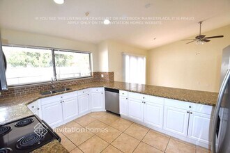 16501 NW 84th Ct in Miami Lakes, FL - Building Photo - Building Photo