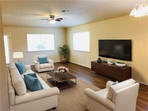 2317 Butler Way in Round Rock, TX - Building Photo - Building Photo