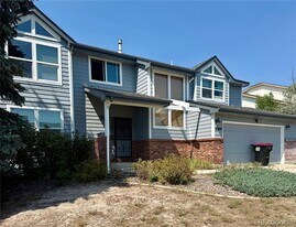 8909 Alpine Valley Dr in Colorado Springs, CO - Building Photo