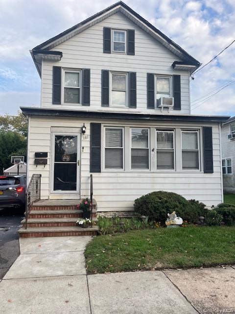 181 Verbena Ave in Floral Park, NY - Building Photo