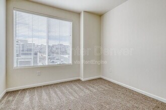 23723 E Ida Pl in Aurora, CO - Building Photo - Building Photo