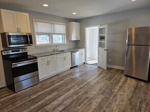 2215 N Main St in Quakertown, PA - Building Photo - Building Photo