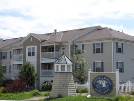 Newport Landing Apartamentos