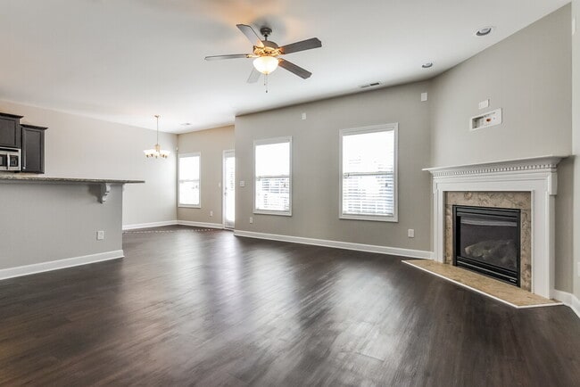 408 McCarthy Dr in Clayton, NC - Building Photo - Building Photo