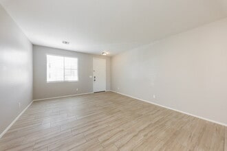 40806 N Hudson Ct in New River, AZ - Building Photo - Building Photo
