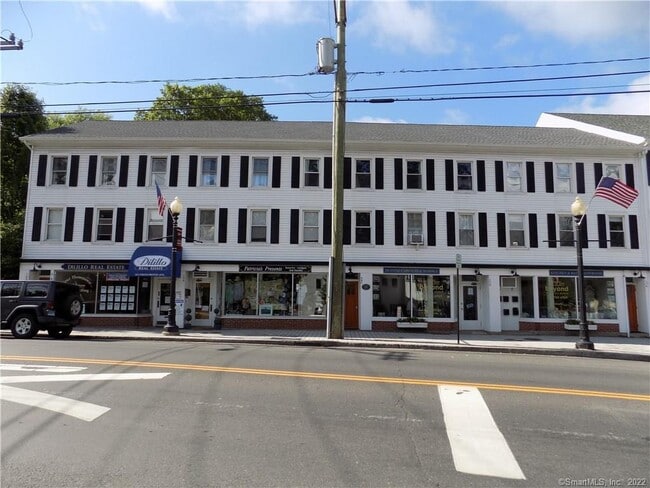 168 Greenwood Ave in Bethel, CT - Building Photo - Building Photo