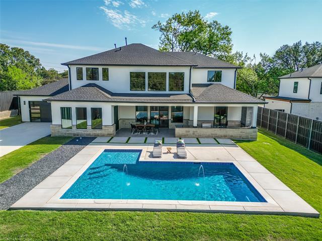 10923 Marsh Ln in Dallas, TX - Building Photo