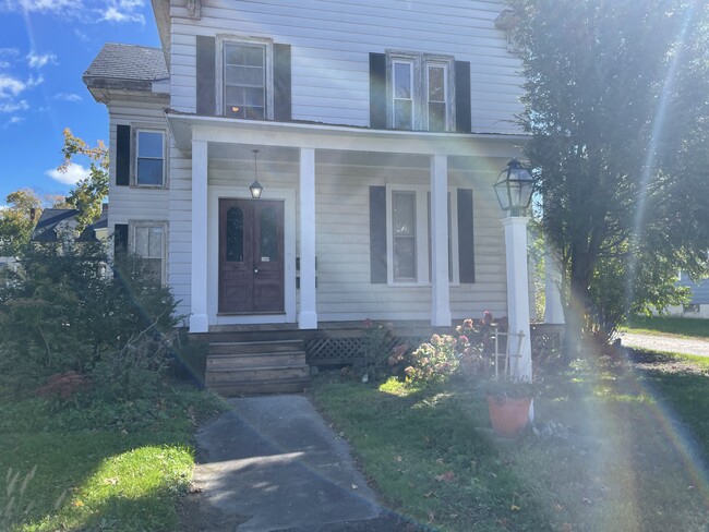101 Walnut St, Unit 2 -2nd Floor-