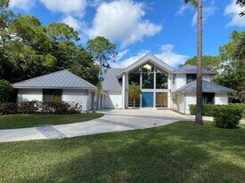 1328 SE Colony Way in Jupiter, FL - Building Photo