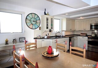 147 Captains Dr in Westbrook, CT - Building Photo - Building Photo