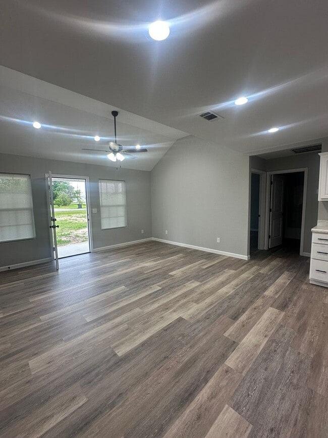 property at 1085 Hughes St