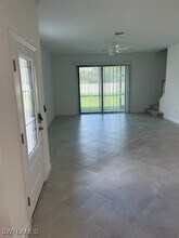 14231 Pine Lodge Ln in Ft. Myers, FL - Foto de edificio - Building Photo