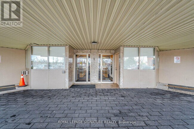 2 Westney Rd N in Ajax, ON - Building Photo - Building Photo