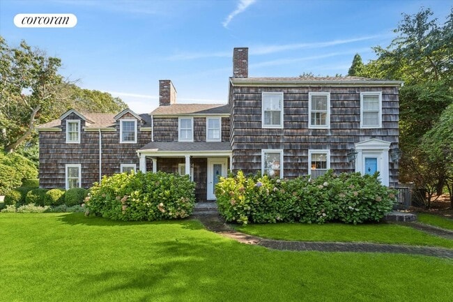 property at 20 Quogue St