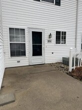 119 Lucas Dr in Dresden, OH - Building Photo - Building Photo