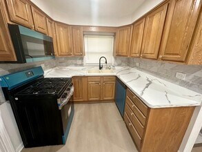 11232 S Normandy Ave in Worth, IL - Building Photo - Building Photo