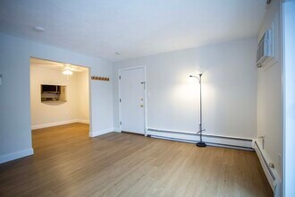 5 Washington St in Reading, MA - Building Photo - Building Photo