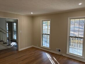 807 Oak Bridge Ln in Fayetteville, GA - Building Photo - Building Photo