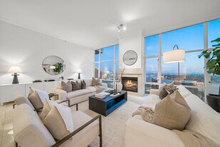 550 Front St in San Diego, CA - Building Photo