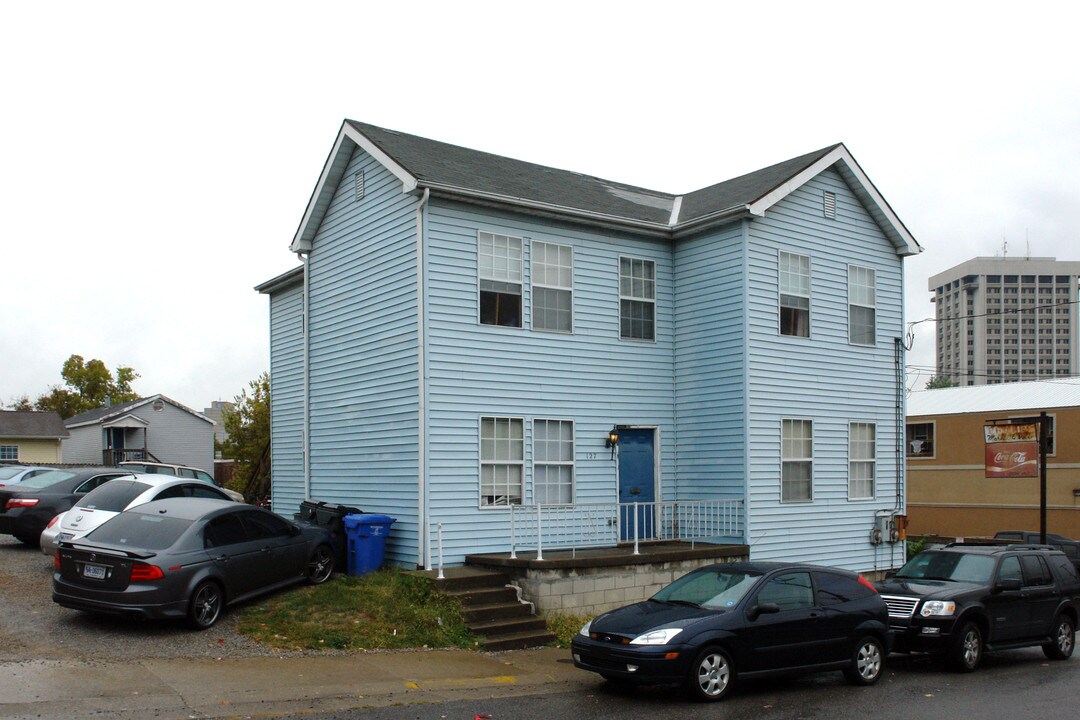 127 Prall St in Lexington, KY - Building Photo