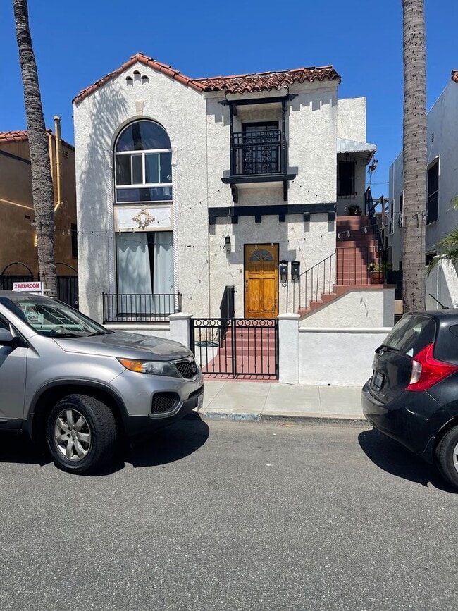 115 Prospect Ave in Long Beach, CA - Building Photo - Building Photo