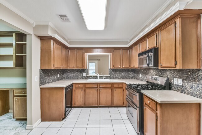 property at 20 Tulip Hill Ct
