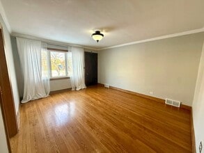 4028 N Overhill Ave in Norridge, IL - Building Photo - Building Photo