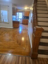 521 W Greenleaf St in Allentown, PA - Foto de edificio - Building Photo